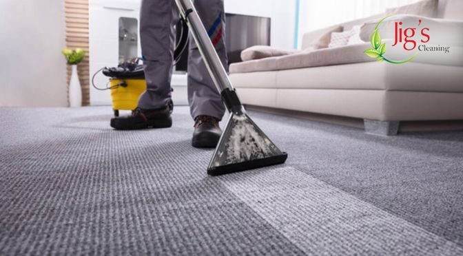 How Can Professional Carpet Cleaners Stop Stains From Reappearing?